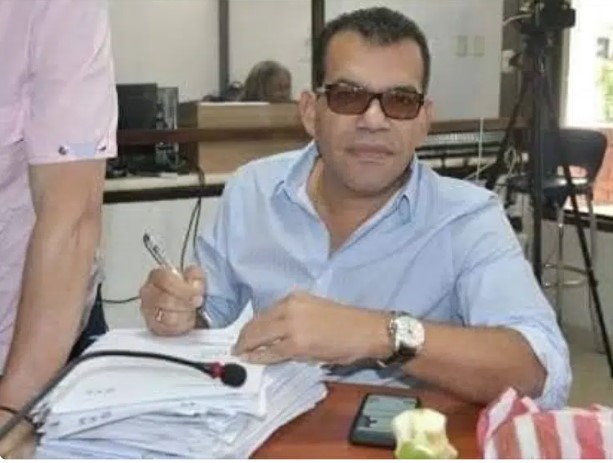 Jorge Padilla Sundheim, supuesto testaferro de Alex Char, lo reemplazó al firmar el nuevo acuerdo. ¿CNE revocaría inscripción de Alex Char?