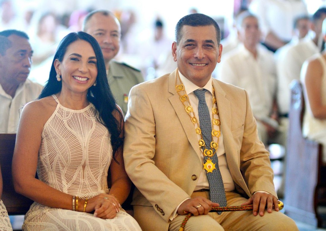 Liliana Majana acompaña a su esposo, el alcalde Dumek Turbay Paz. Cortesía