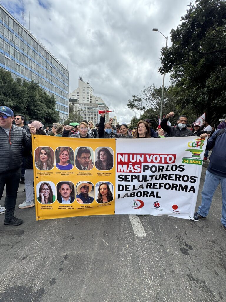 La imagen actual no tiene texto alternativo. El nombre del archivo es: GsDQezvXcAATTg4-1.jpeg