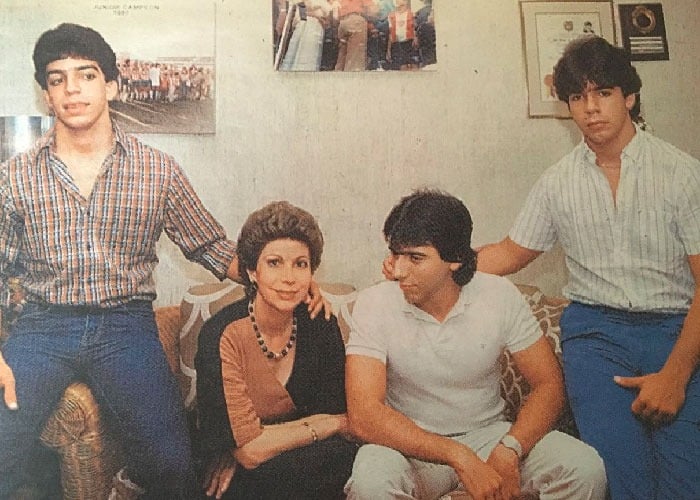 stos son los vástagos de Adela Chaljub con Fuad Char. Compare el mentón y la nariz de esos pelaos con los de Steven, el hijo negado.