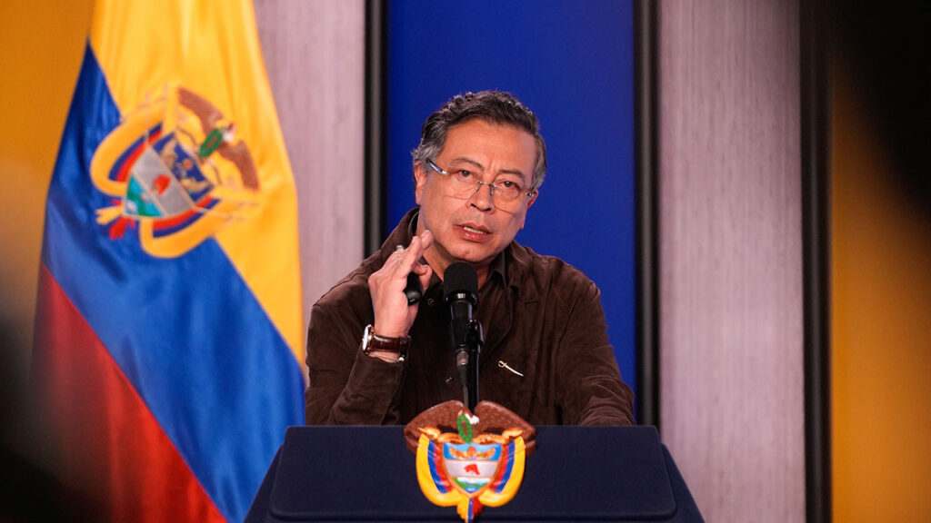 Le recomiendo a Trump leer bien a Colombia’: presidente Petro. El autoritarismo de Trump se siente en el Caribe.